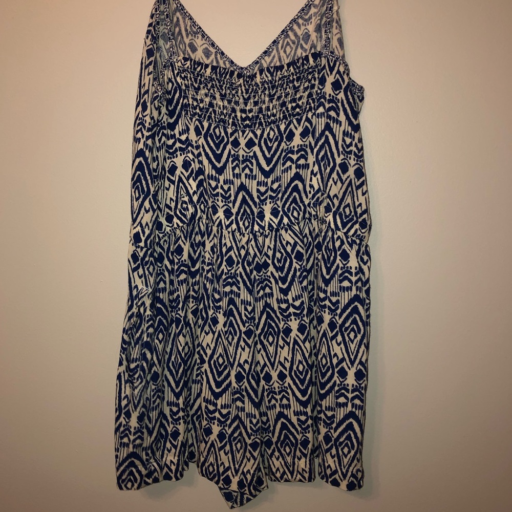 Geometric Patterned Romper - Picture 2 of 4